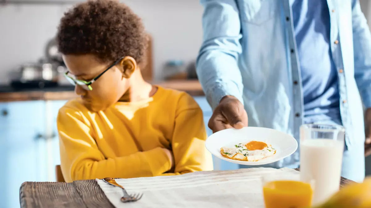 Bagaimana untuk berurusan dengan kanak-kanak yang cerewet makan?